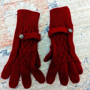 Women's knitted gloves